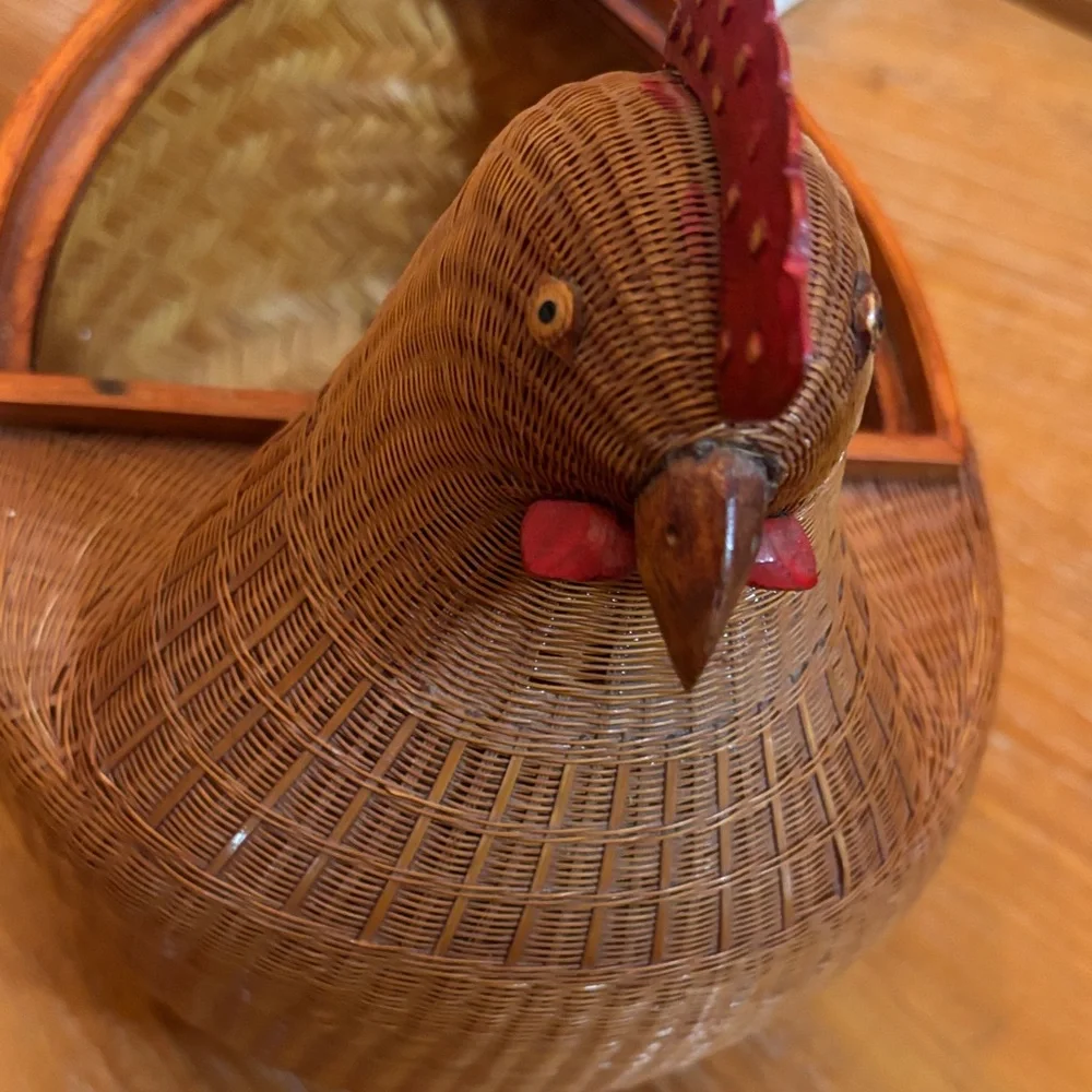 Handcrafted Wicker Hen Basket - Brown